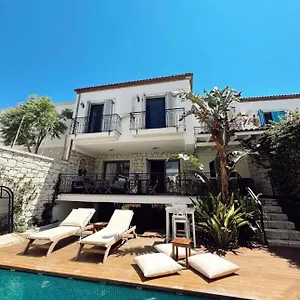 https://9-alacati-boutique-hotel.aegeanhotels.net