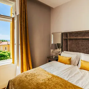 https://premium-apartments-villa-herkules.primorje-gorskikotar.com